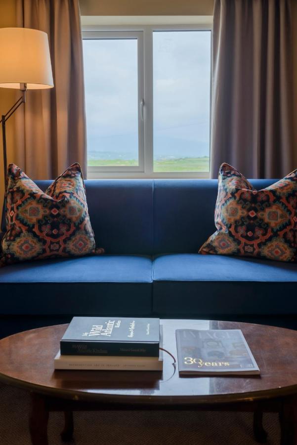 The Smugglers Inn Waterville Exteriör bild